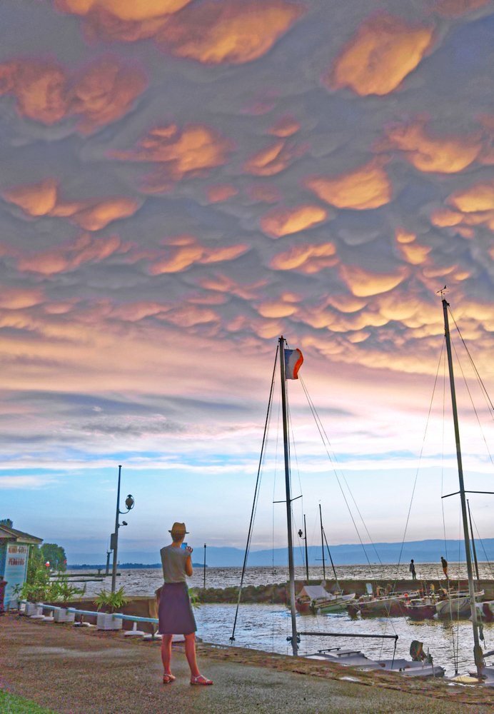 strollers under mammatus (2)