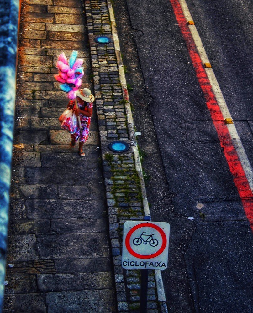 the cotton candy seller