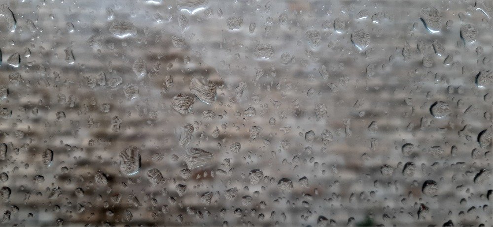 The wall in every drop