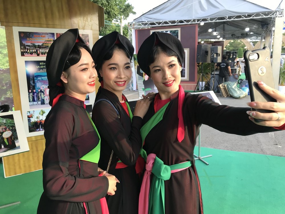 Photograph by HIEU LIEM DO