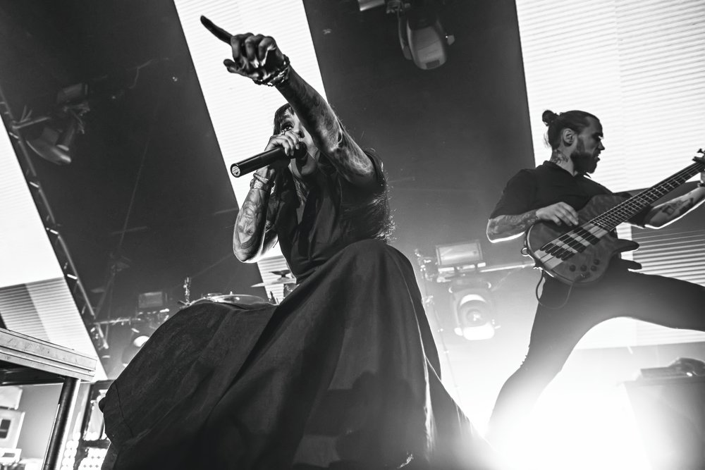 Концертная фотография группы Jinjer. Киев. Bingo Club