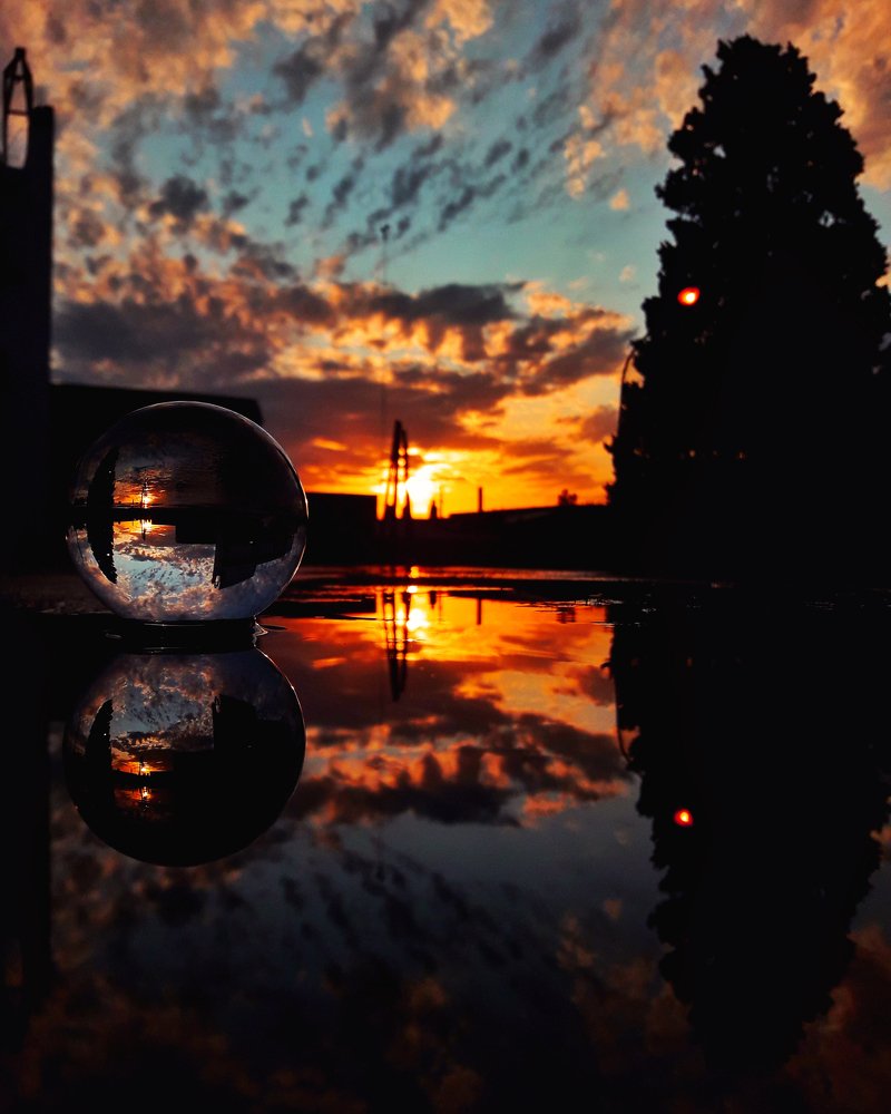 Lensball