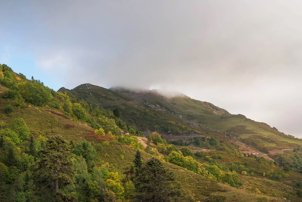 Касаясь облаков