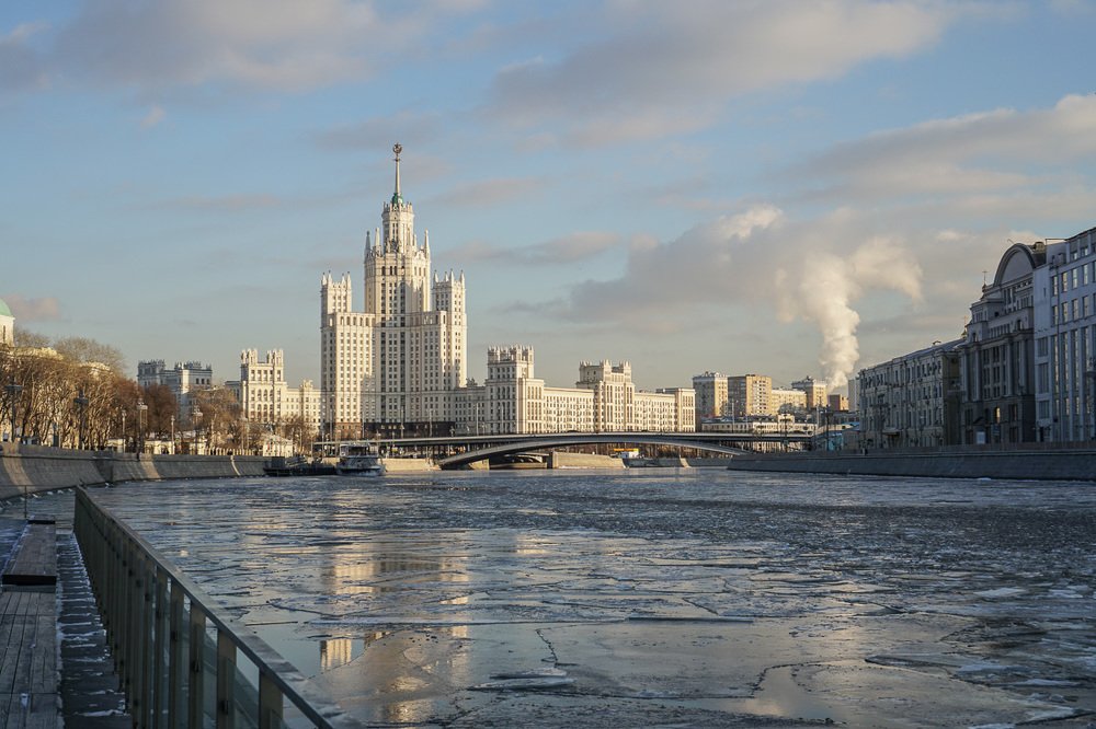 Москва-река в февральский день.