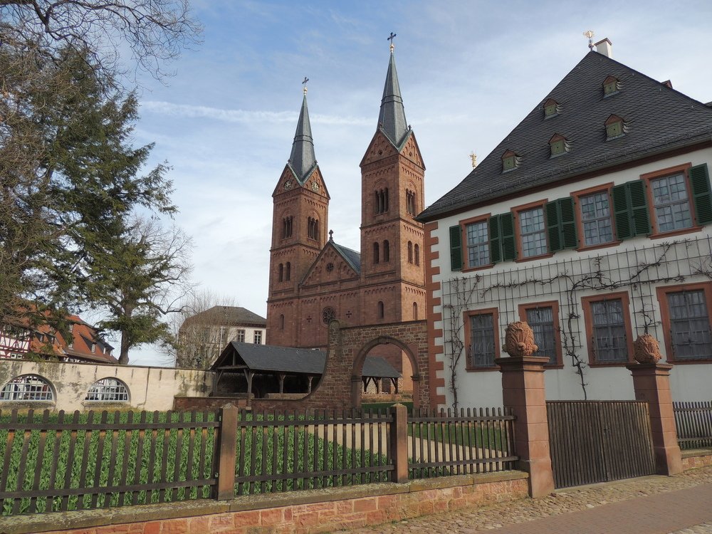 Весна в Зелингенштадте