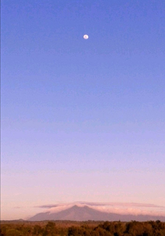 Luna llena, Guanacaste