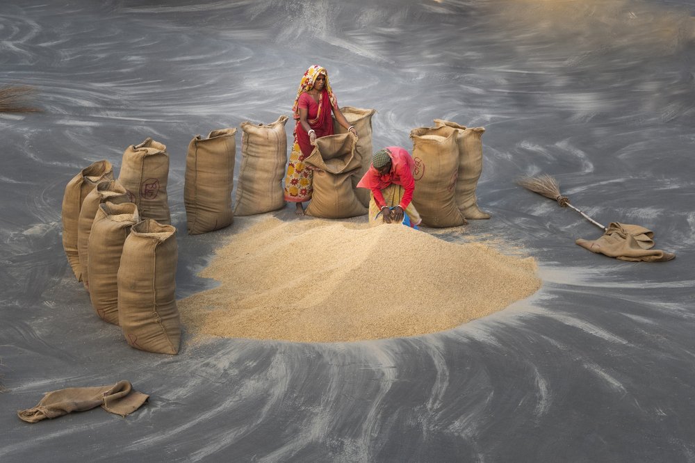 Women's work with patterns