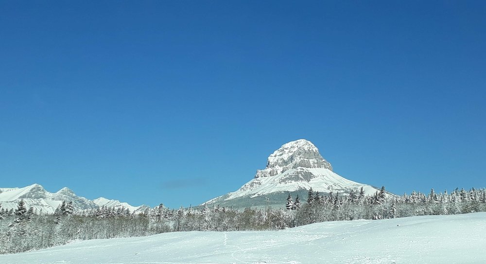 Crowsnest Mountain