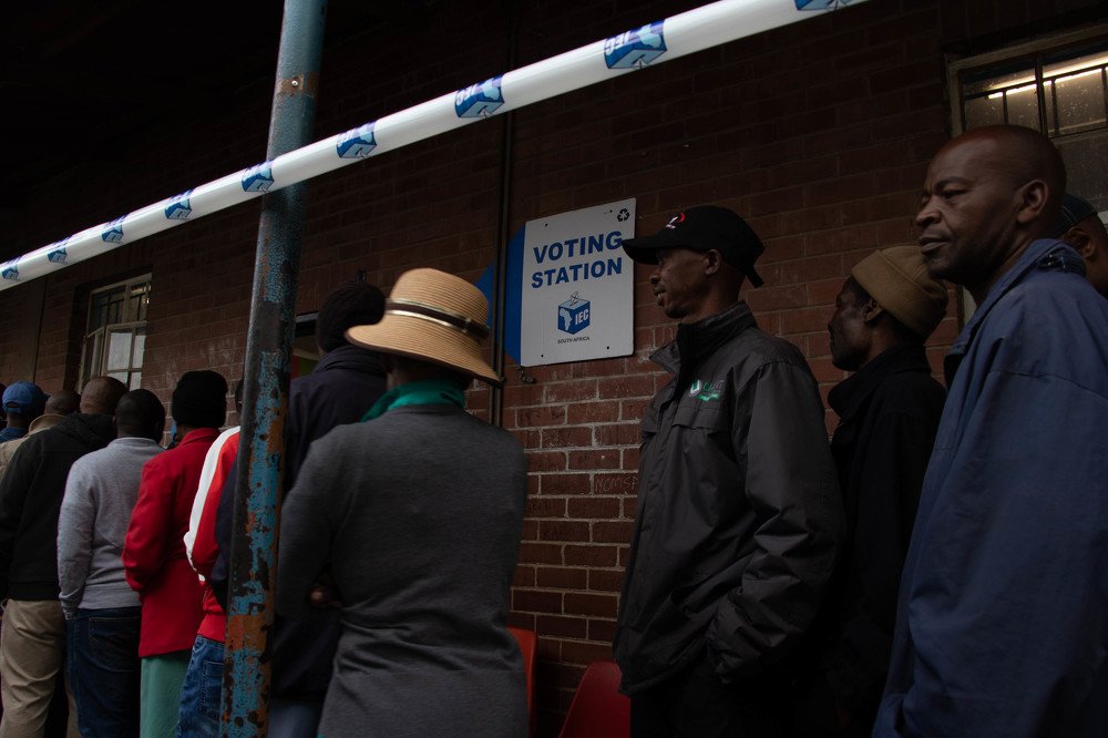 Waiting voters