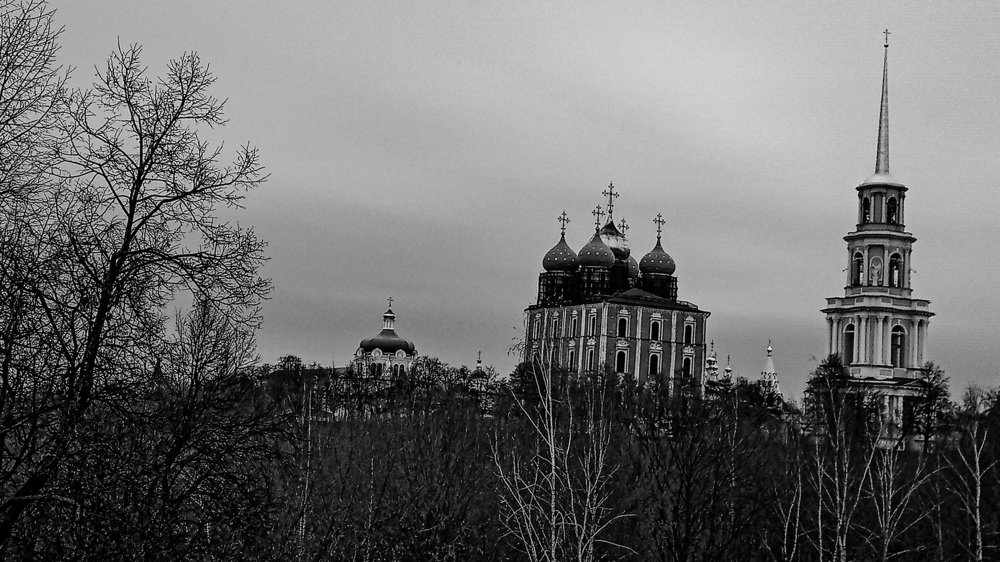 Photograph by Alexandr Cheptsov