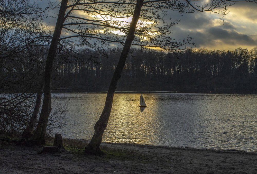 Парус одинокий.