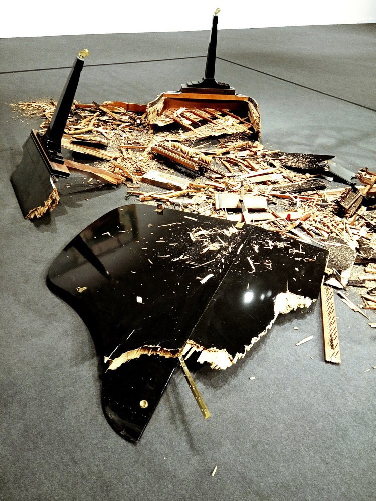 Верните музыку!