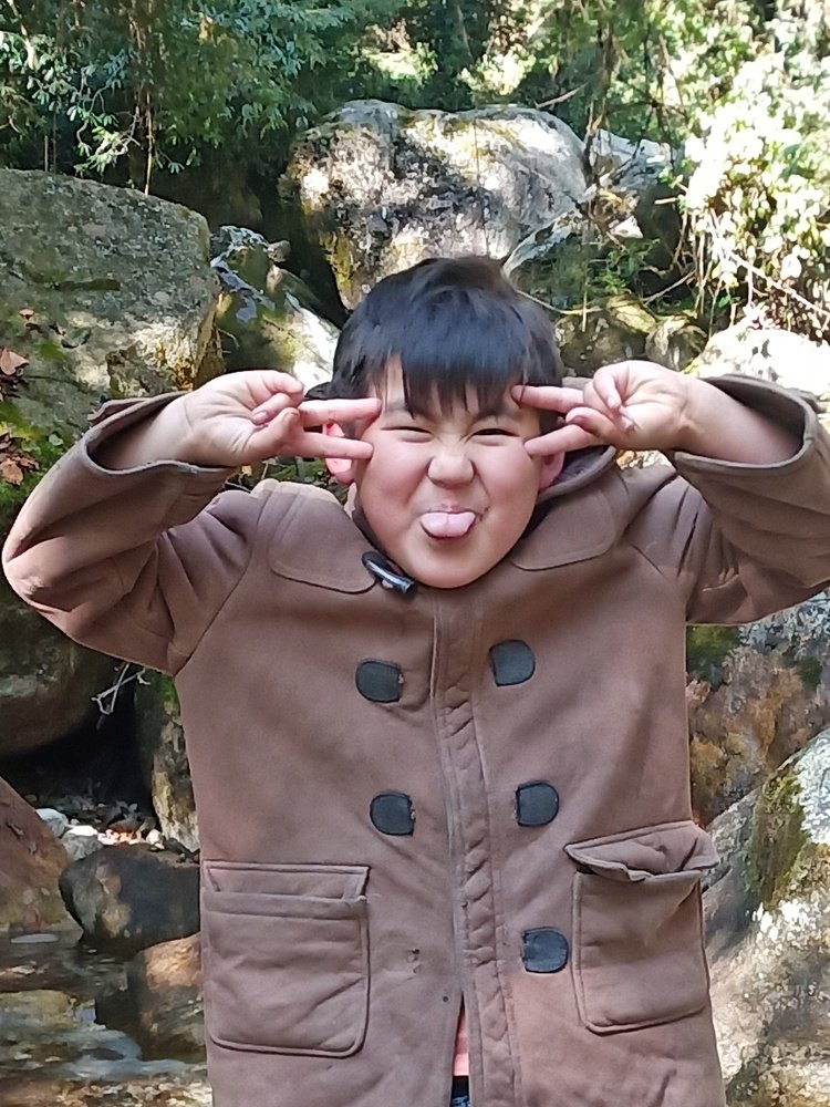 handsom to funny boy
