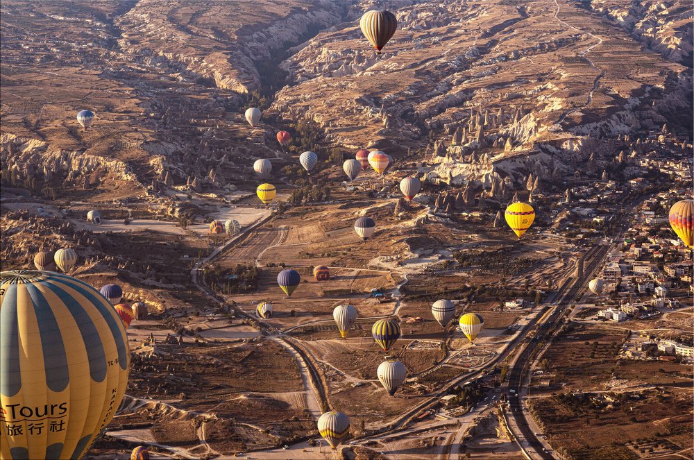 Lollipops in the air!