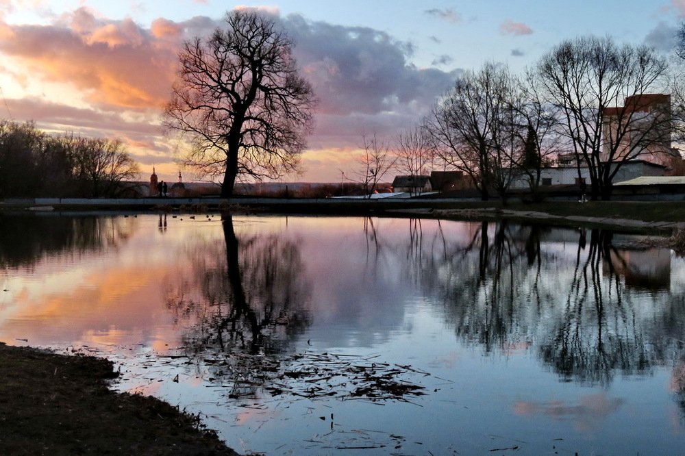 Пуховский пруд после заката