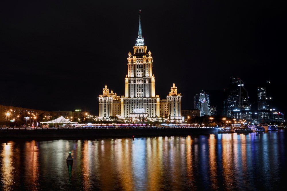 Moscow Lights 19b