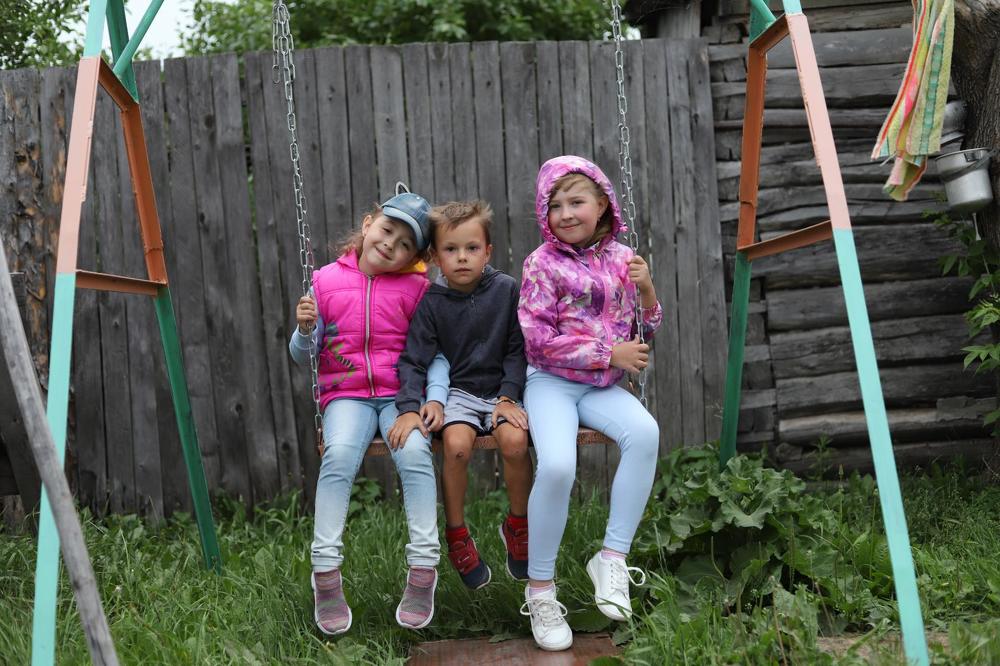 Первый парень на деревне)