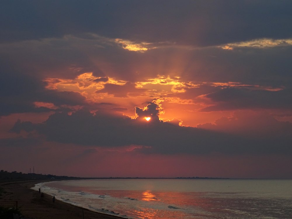 Закат на море