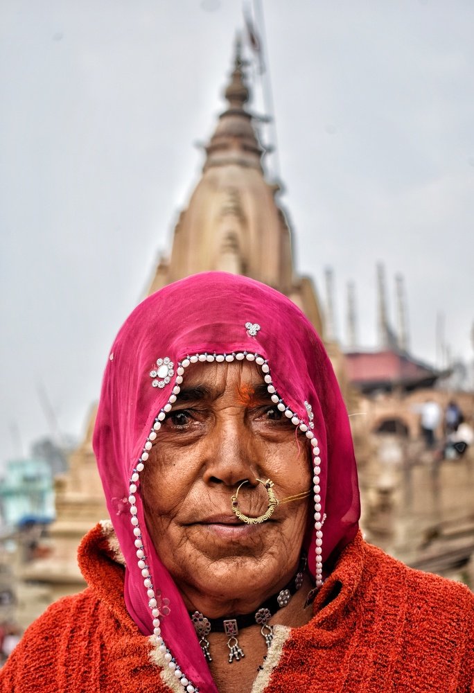 A beautiful nose ring's old lady with natural crown