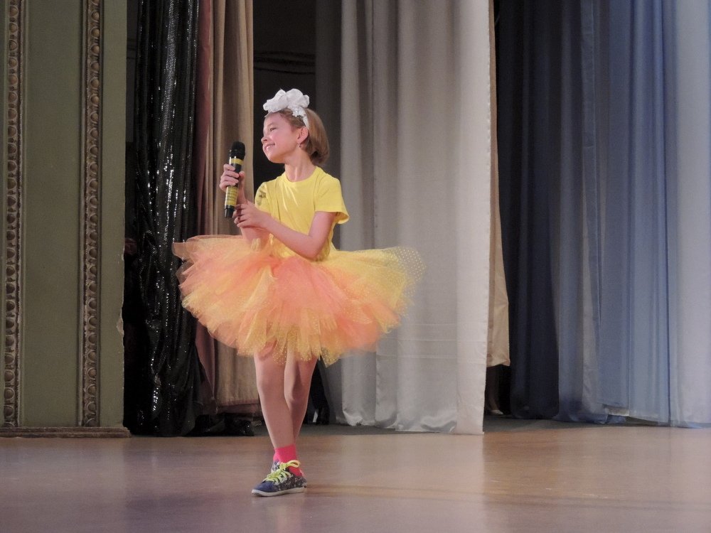 Солнышко на сцене