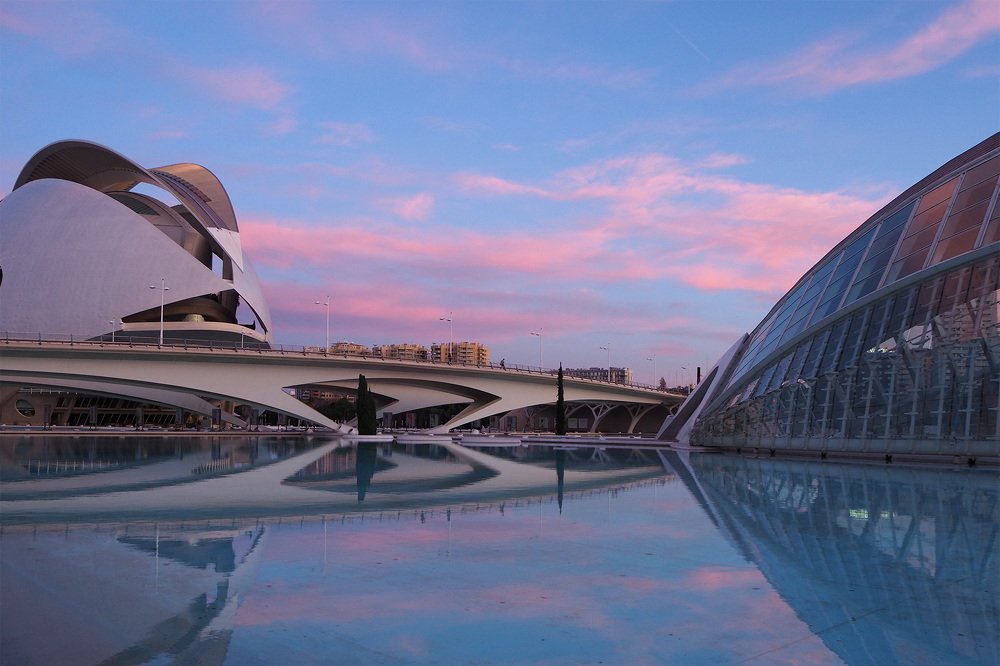 Рассвет в городе искусств и наук. Валенсия.