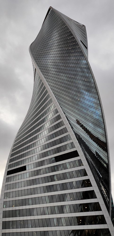 Башня Эволюция