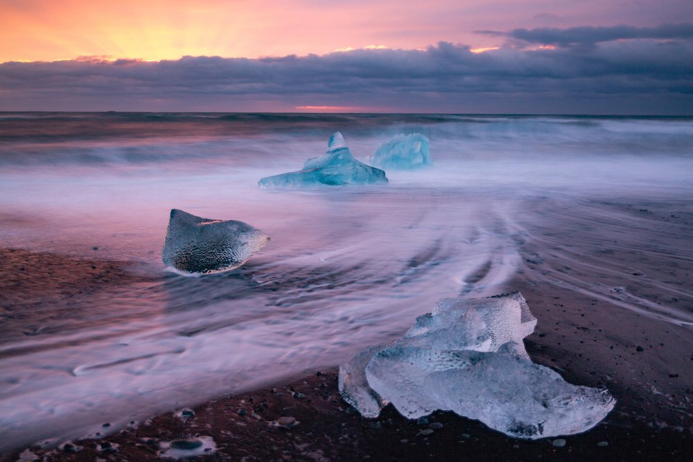 Бриллиантовый пляж Брейдамеркурсандур (Исландия)