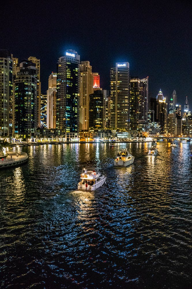 Январский вечер... Район Дубай-Марина... г. Дубай, ОАЭ...