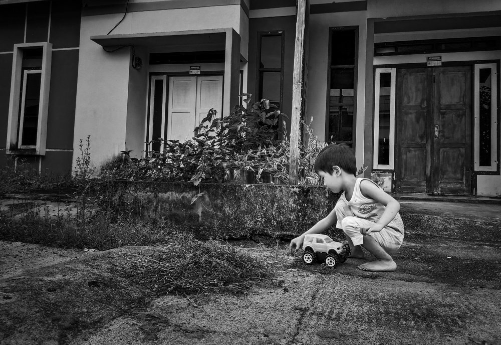 playing toy