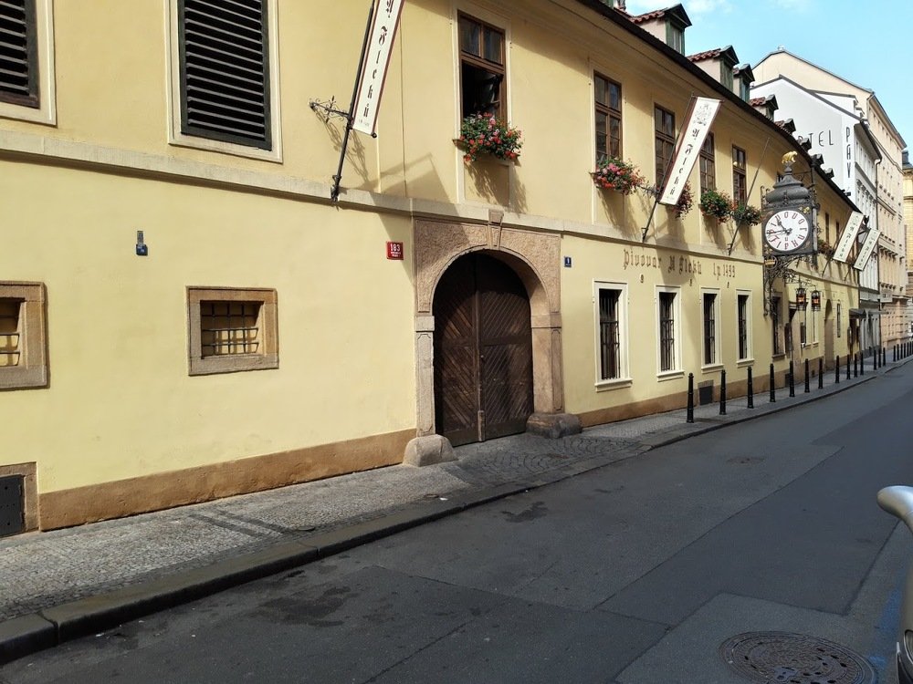 Photograph by Yurii Tofan