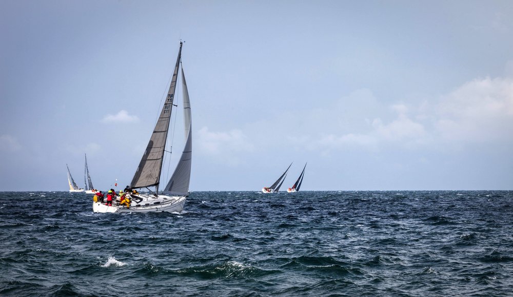 from 54. Armada Yatch Racing II