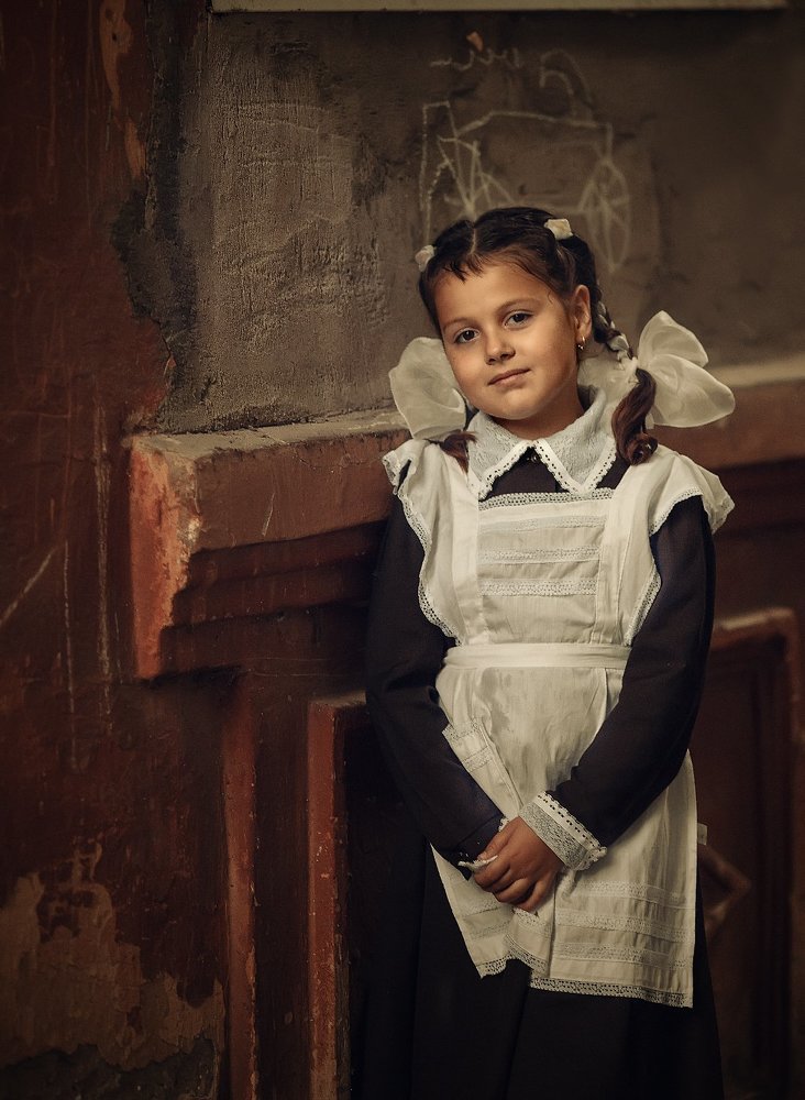 Школьница советских времен