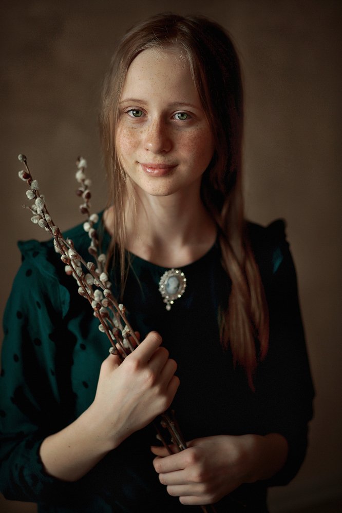 Ангелина и веточка вербы