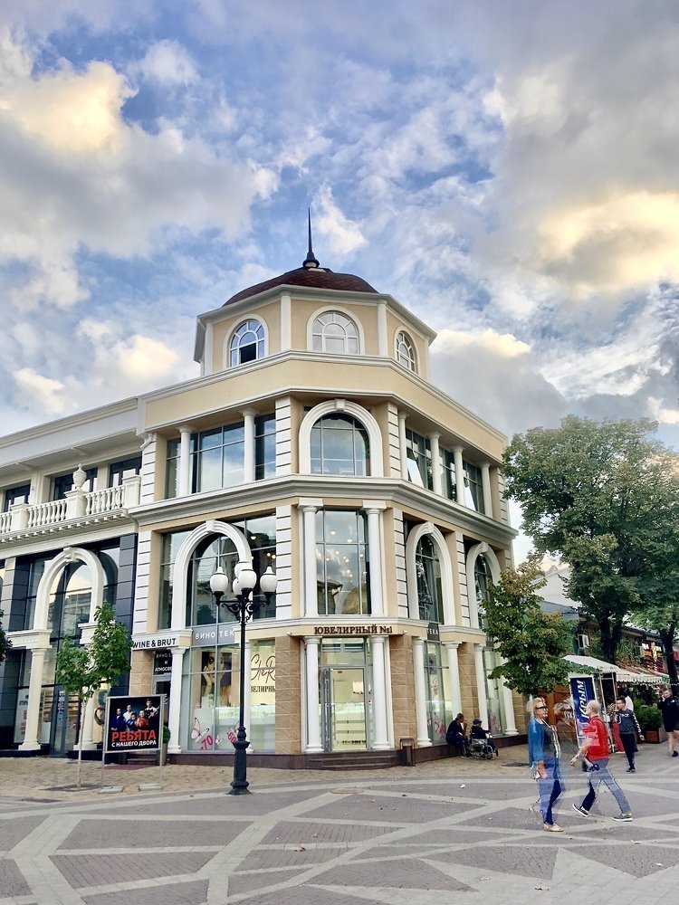 Ювелирный №1 / Jewelry store number 1