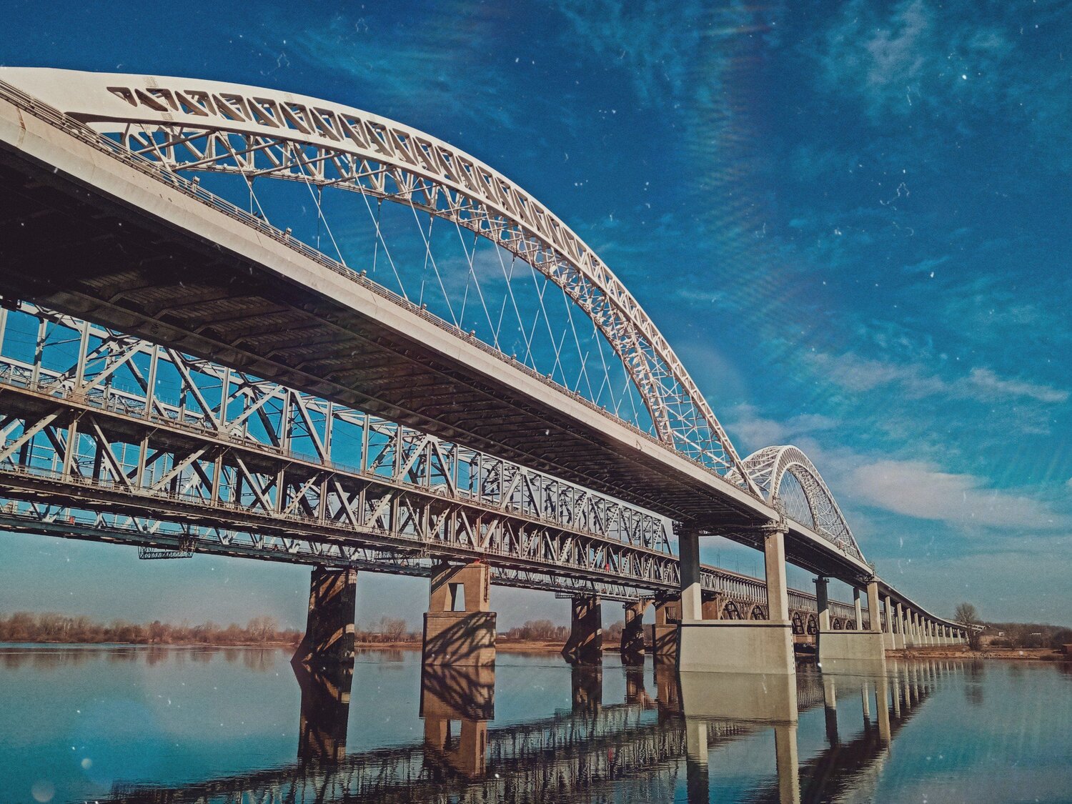 Борский мост утром