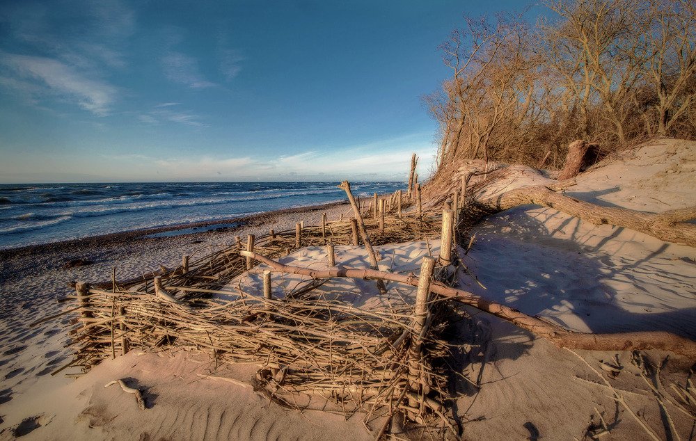 Балтийское море. Сооружение защиты авандюны
