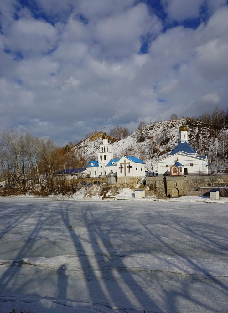 у подножия Царёва Кургана