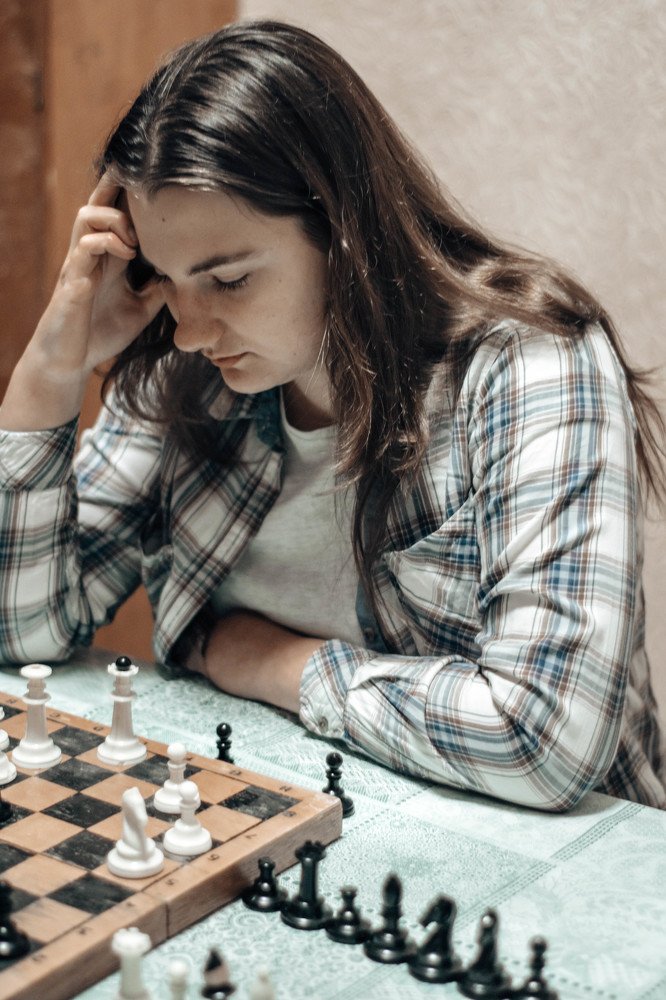 На самоизоляции-шахматные бои