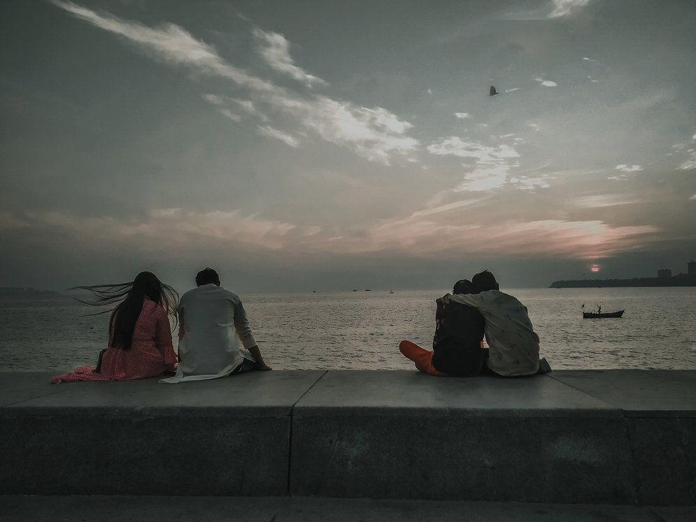 Love is wordless feeling.