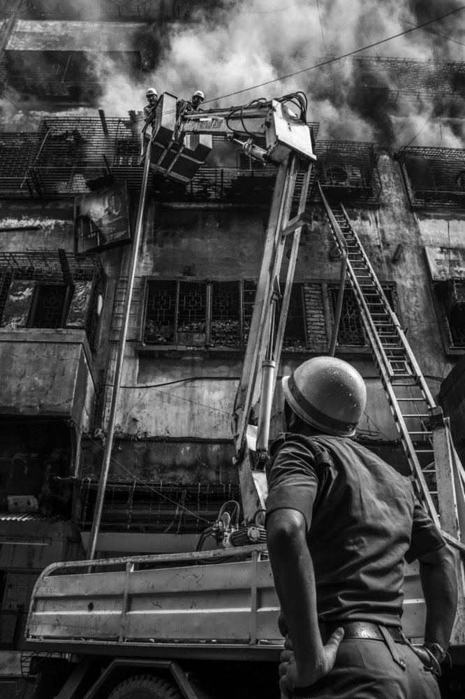 Keeping a careful eye at a distant