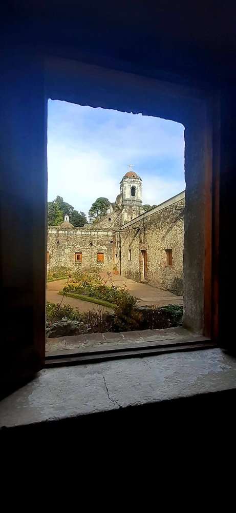 El monasterio