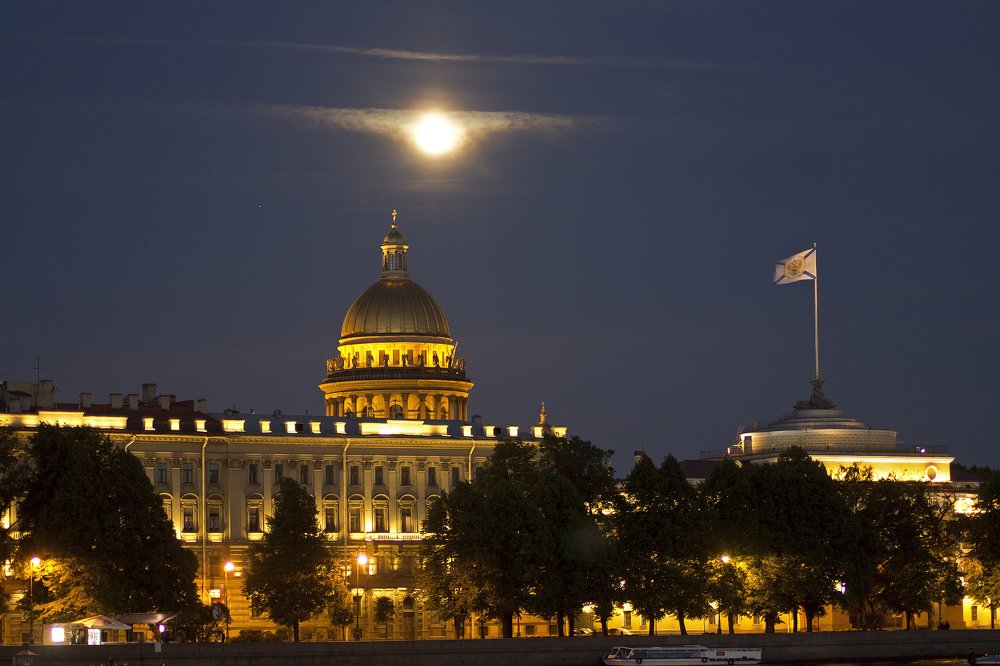 Белые ночи Петербурга.