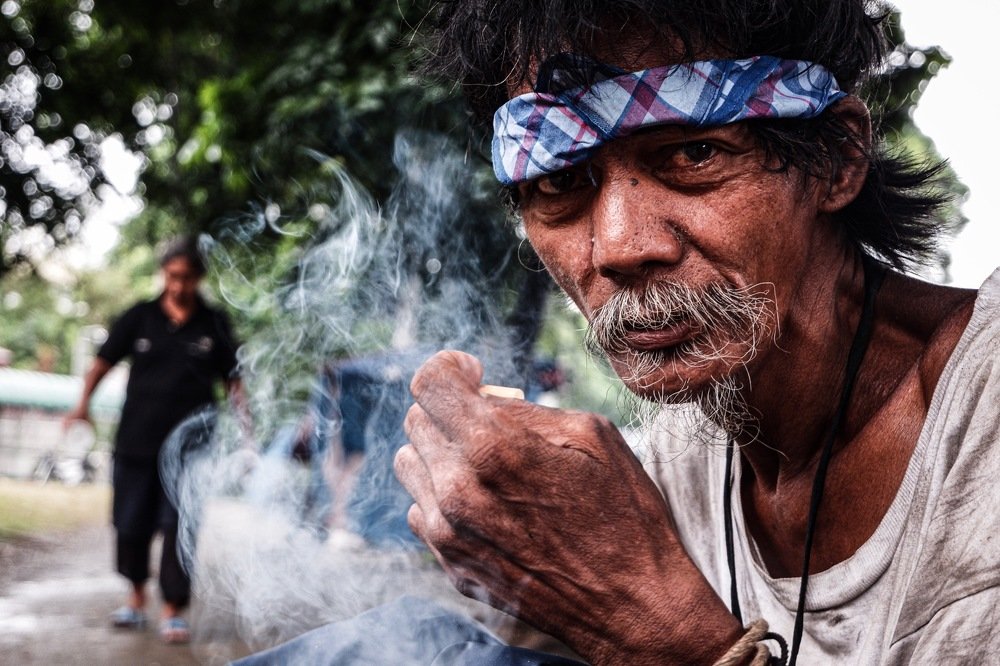 “Schizophrenic person managing his breaking patterns in life”