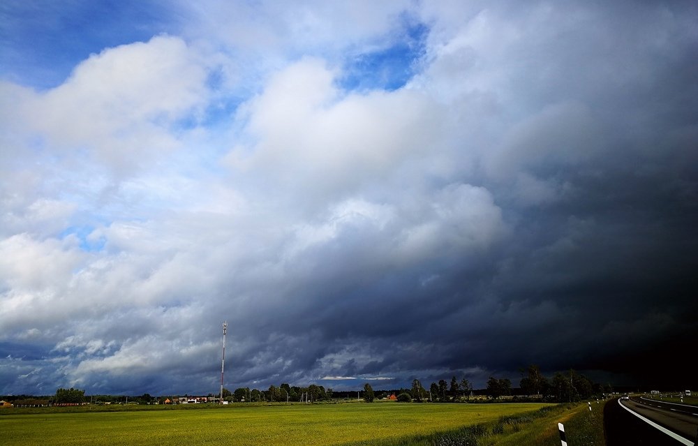 Скоро грянет буря