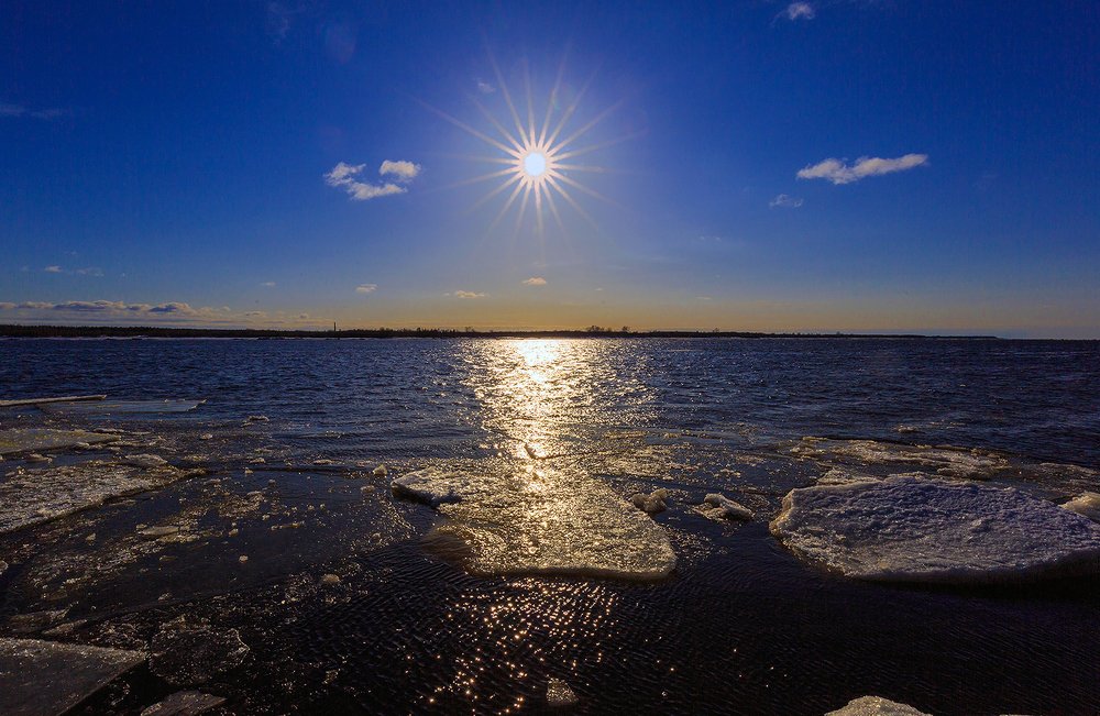 Река Онега. Апрель.