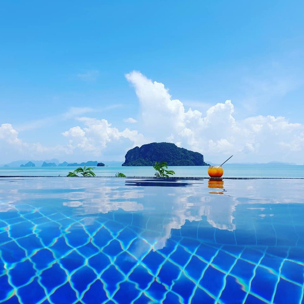 Photograph by Sebastien PAUPERT