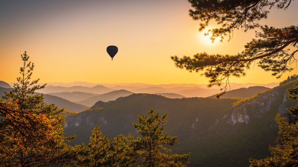 Relaxing over the mountains