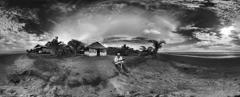 Photograph by ARMANDO FLOREZ