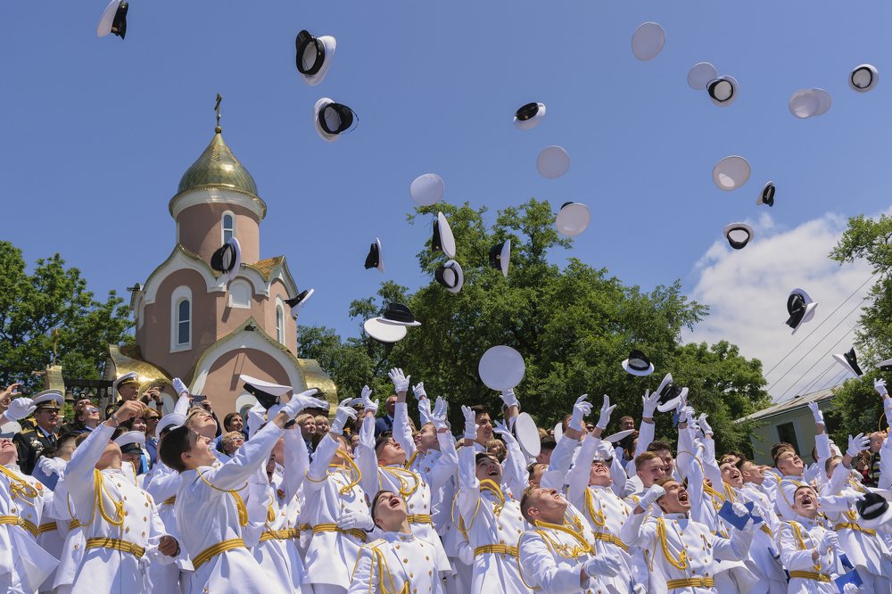 Навстречу новым испытаниям.