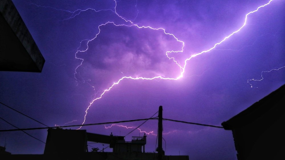 I'm bolt, Lightning bolt⚡